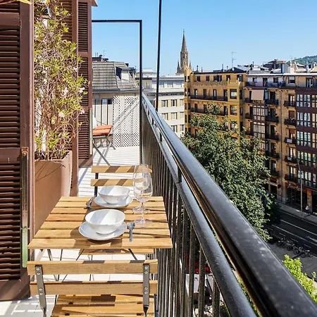 Appartement The Collection - Plaza Easo Attic San Sebastian