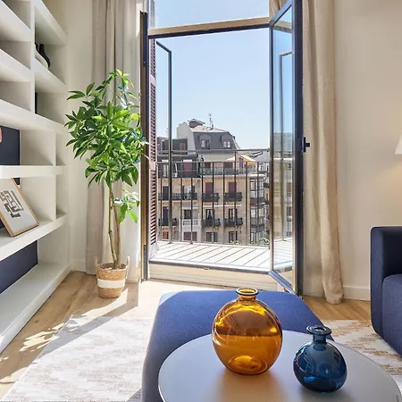 Appartement The Collection - Plaza Easo Attic