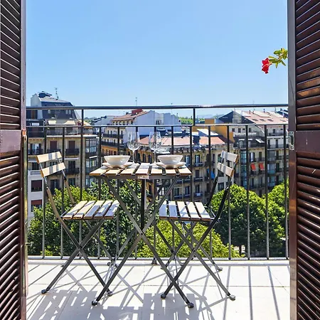 Appartement The Collection - Plaza Easo Attic