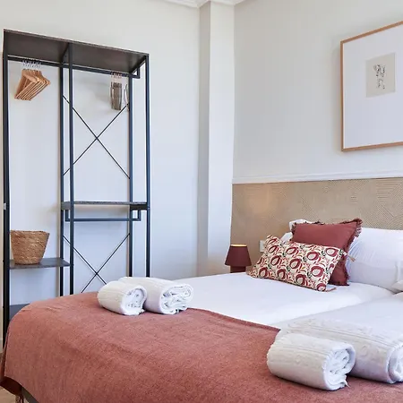 Appartement The Collection - Plaza Easo Attic *