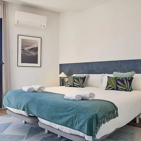 The Collection - Plaza Easo Attic Apartment *
